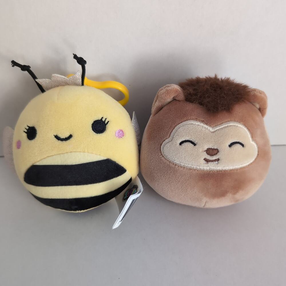 Squishmallows Wade Werewolf & Sunny Queen Bee 3.5" Clip-On Backpack Clip